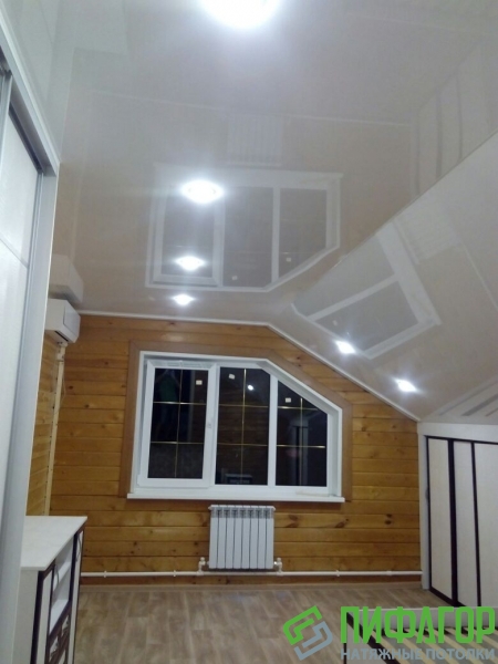 Матовый белый потолок 12 м²