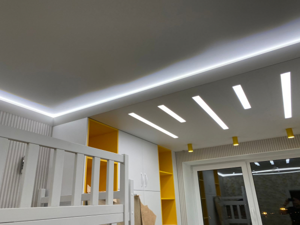 Многоуровневый натяжной потолок в детскую комнату