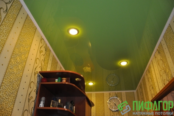 Фото натяжного потолка