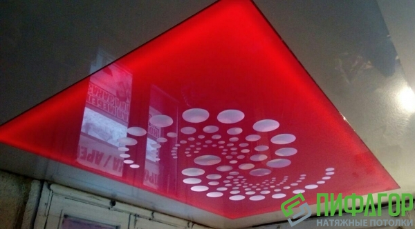 Фото натяжного потолка