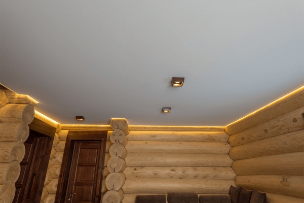 Натяжной потолок в частный дом